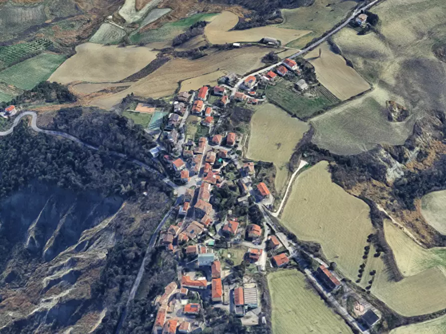 Immagine 9 di Casa bifamiliare in vendita  in Via Antonio Gramsci a Montecalvo In Foglia