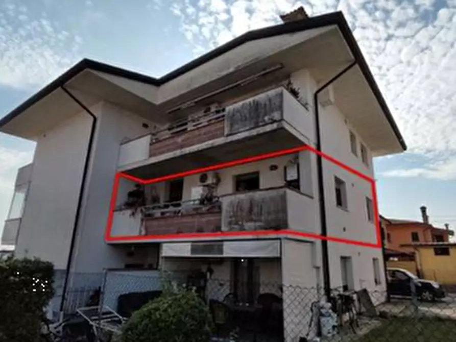 Immagine 4 di Appartamento in vendita  in Via Lignano Sabbiadoro  a Latisana