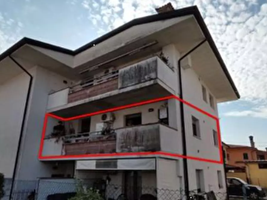 Immagine 5 di Appartamento in vendita  in Via Lignano Sabbiadoro  a Latisana