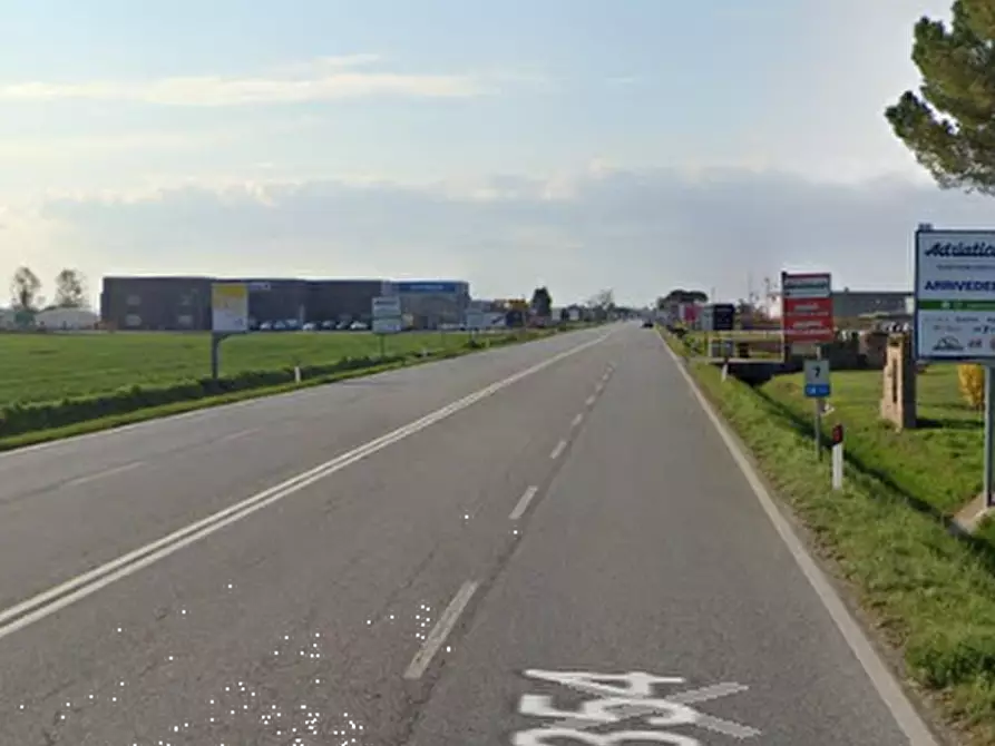 Immagine 11 di Appartamento in vendita  in Via Lignano Sabbiadoro  a Latisana