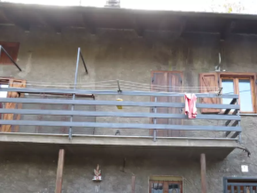 Immagine 4 di Casa indipendente in vendita  in Borgata Biancopero Superiore a Villar Focchiardo