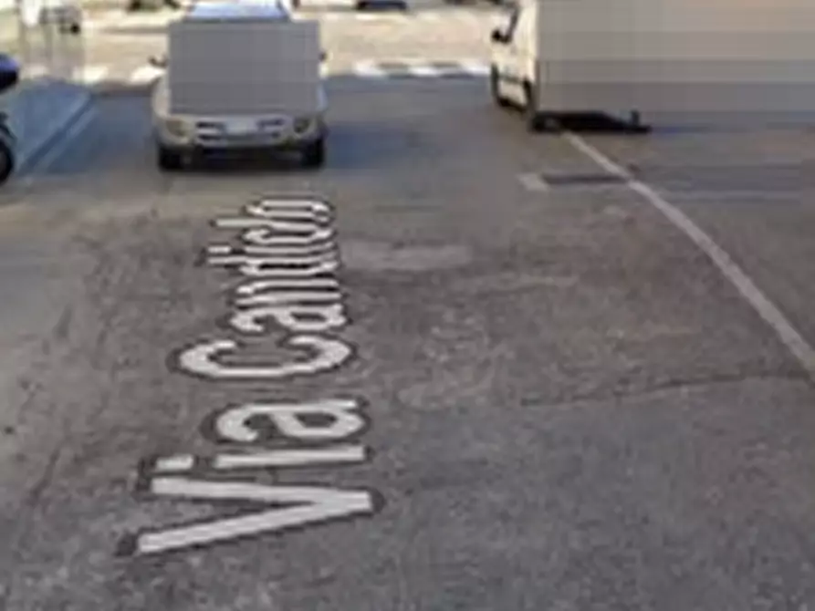 Immagine 5 di Appartamento in vendita  in Via Candiolo a Torino