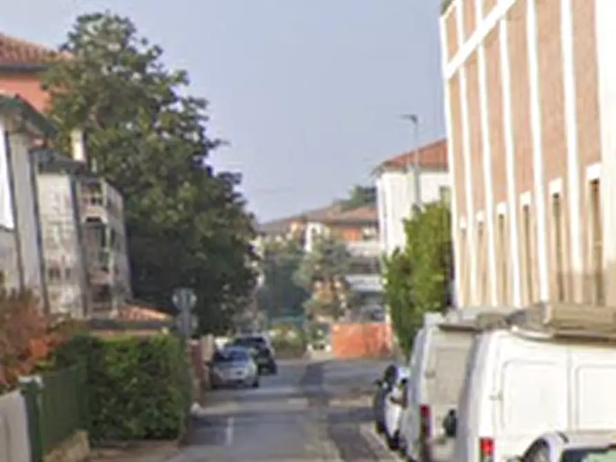 Immagine 15 di Appartamento in vendita  in Via Moroni  a Padova