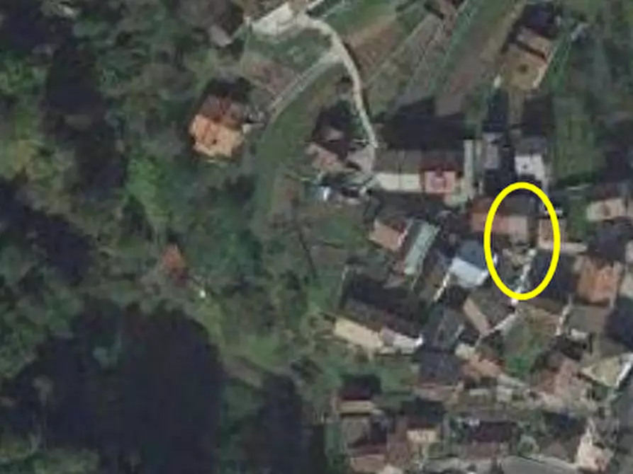 Immagine 2 di Appartamento in vendita  in Largo Giovanni Canciani a Paularo