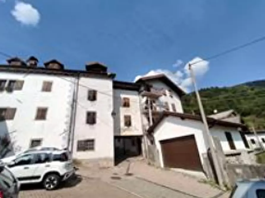 Immagine 6 di Appartamento in vendita  in Largo Giovanni Canciani a Paularo