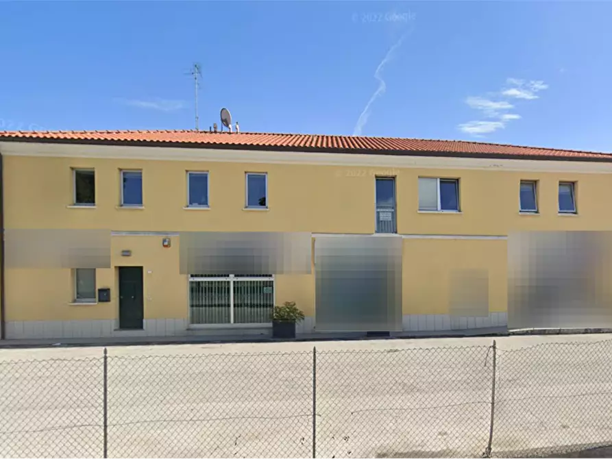 Immagine 4 di Ufficio in vendita  in Via Enrico Mattei a Fano