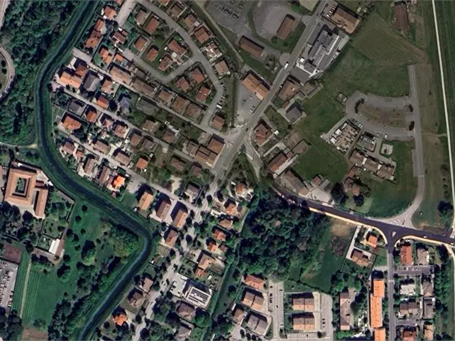 Immagine 5 di Appartamento in vendita  in Via San Pio X a Camposampiero