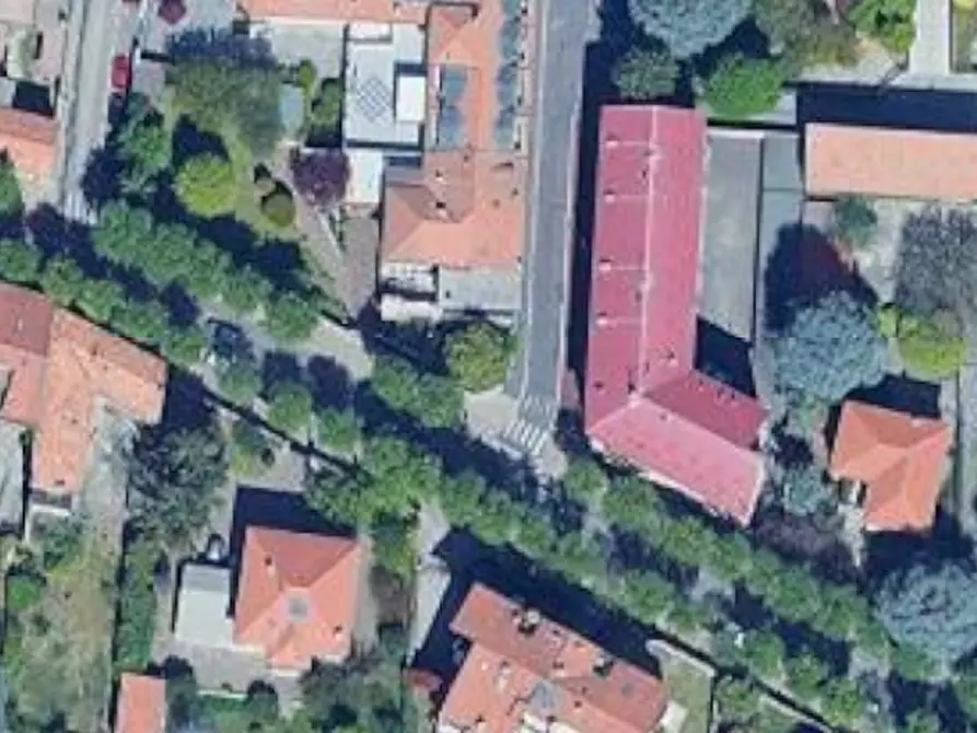 Immagine 14 di Villa in vendita  in Via Roma a Saronno