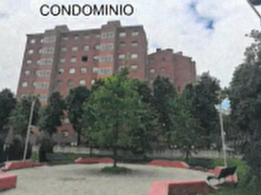 Immagine 1 di Appartamento in vendita  in Via Bolla a Milano