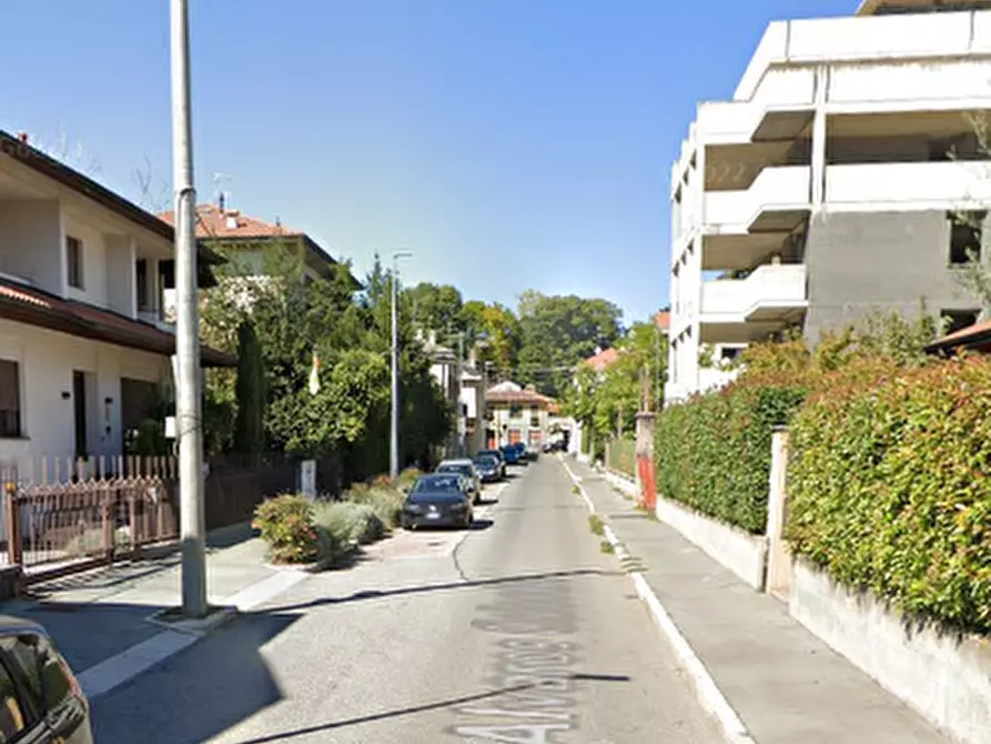 Immagine 5 di Stabile in vendita  in Via A. Colombo a Cassano Magnago