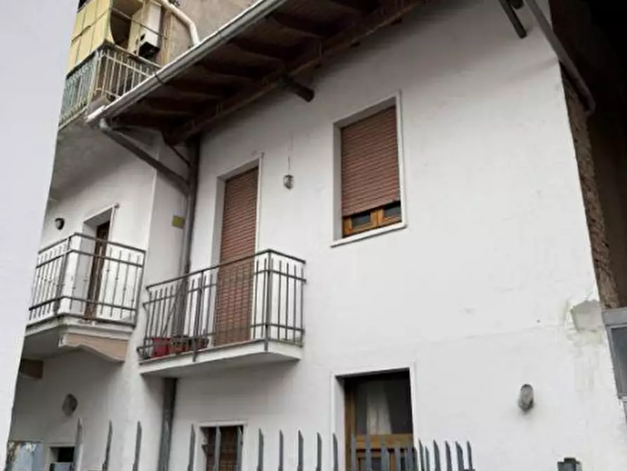 Immagine 5 di Appartamento in vendita  in Via Novara  a Lonate Pozzolo