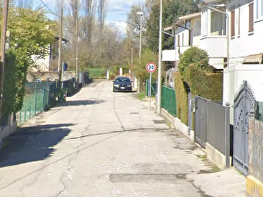 Immagine 14 di Appartamento in vendita  in Via San Pio X a Camposampiero