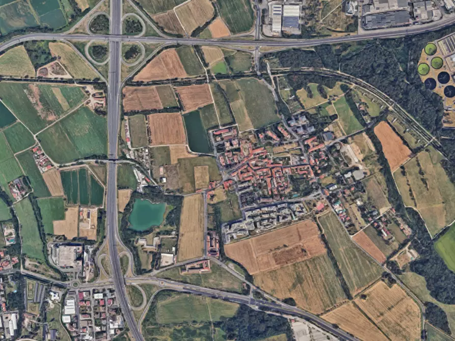 Immagine 5 di Garage in vendita  in Via Filippo Anghileri a Milano