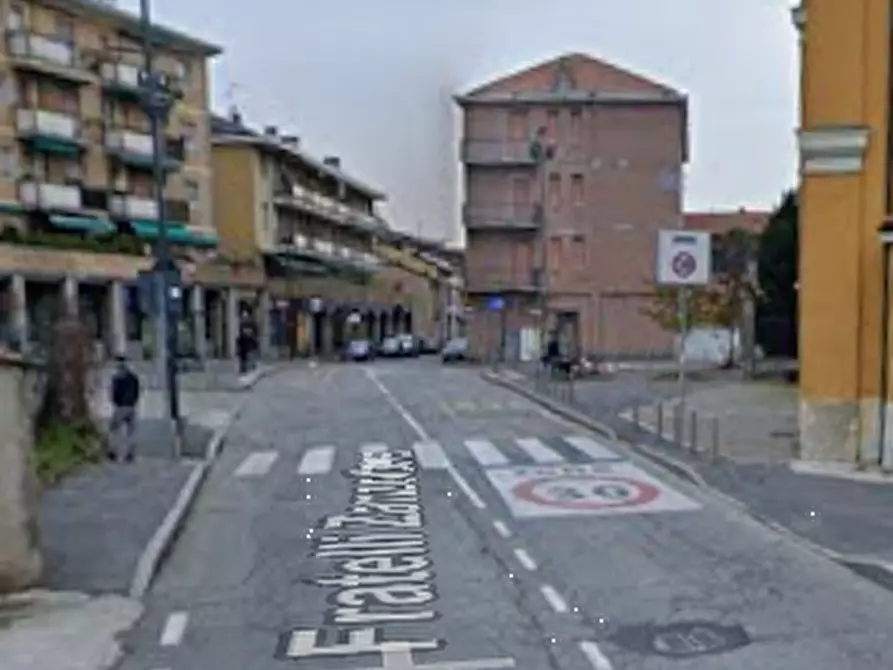 Immagine 5 di Appartamento in vendita  in Via Filippo Anghileri a Milano