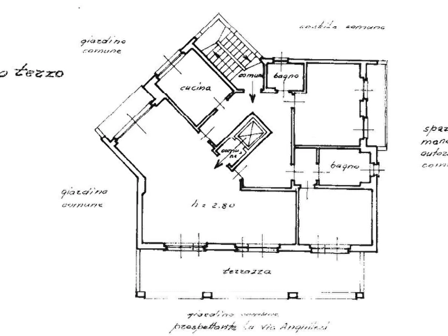 Immagine 15 di Appartamento in vendita  in Via Filippo Anghileri a Milano