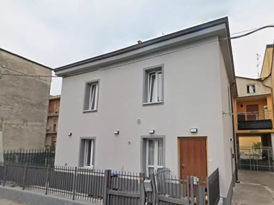 Immagine 9 di Appartamento in vendita  in Via Leone Tolstoj a Limbiate