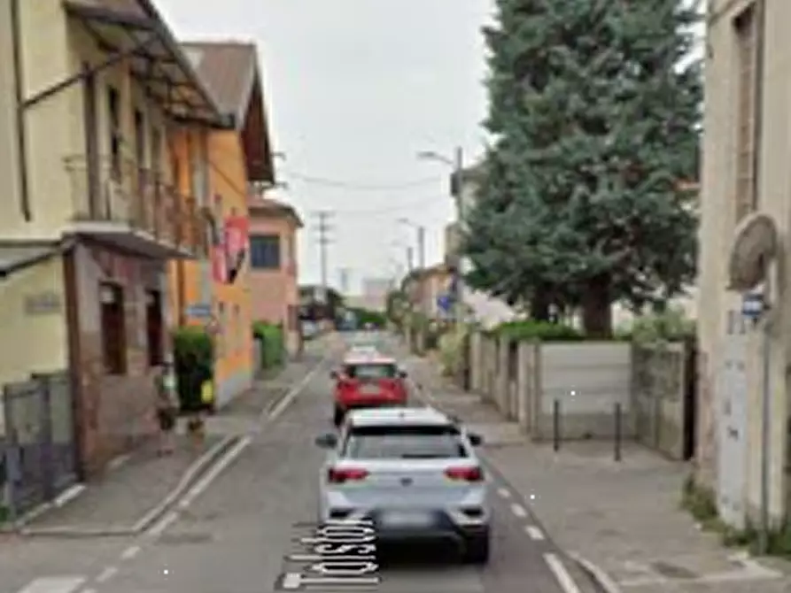 Immagine 12 di Appartamento in vendita  in Via Leone Tolstoj a Limbiate