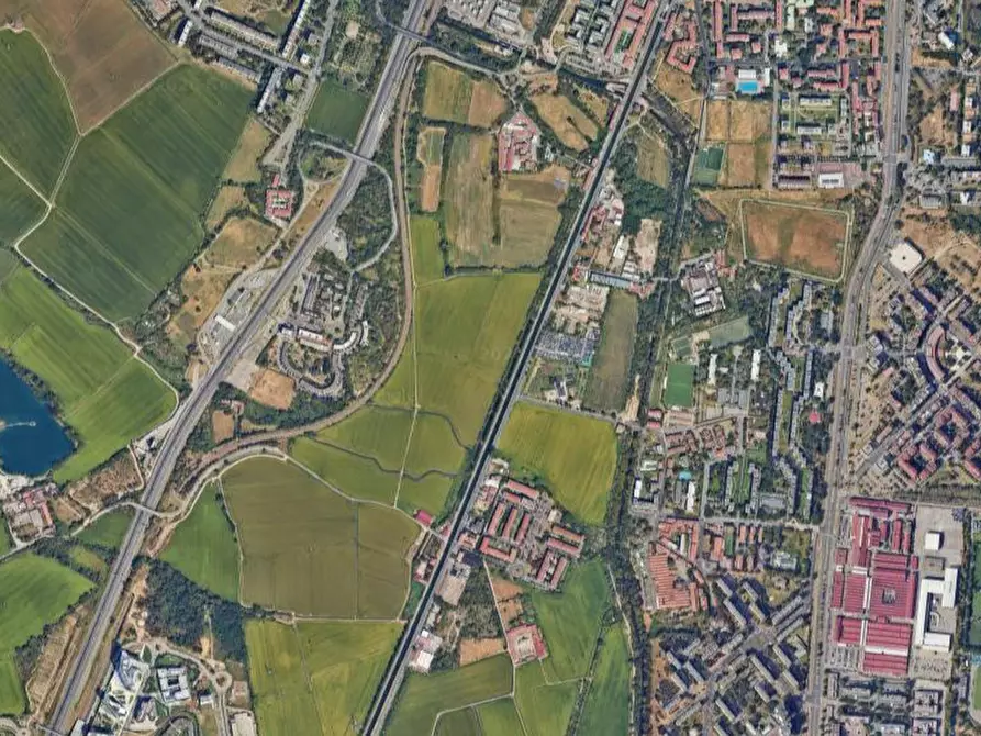 Immagine 3 di Posto auto in vendita  in Via del Mare a Milano