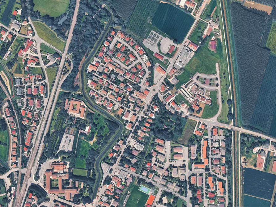 Immagine 1 di Appartamento in vendita  in Via San Pio X a Camposampiero