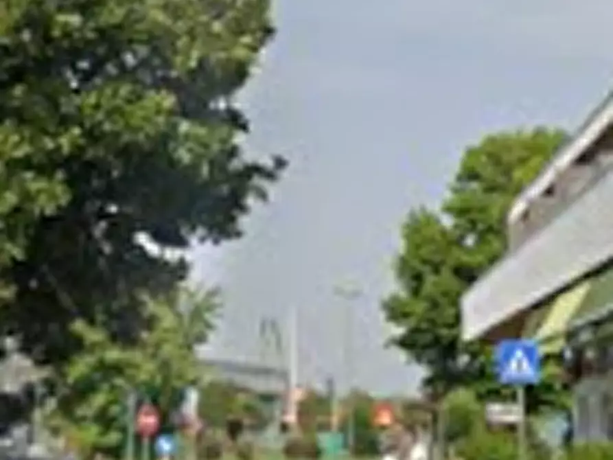 Immagine 6 di Posto auto in vendita  in Via del Mare a Milano