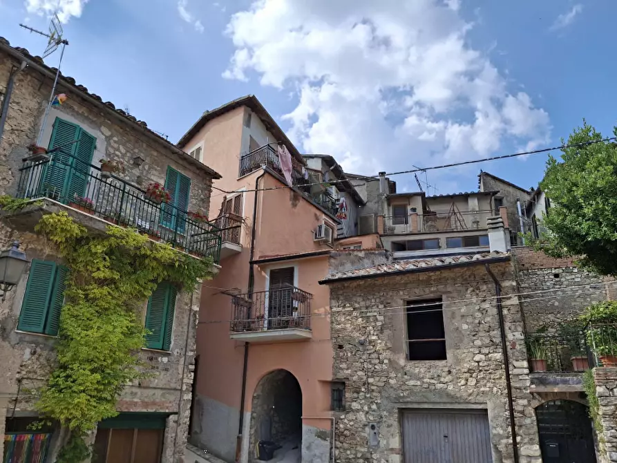 Immagine 1 di Appartamento in vendita  in Via Giuseppe Verdi a Terni