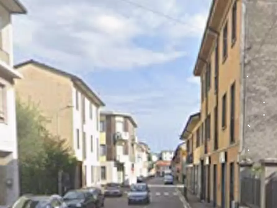 Immagine 8 di Garage in vendita  in Via Giuseppe Garibaldi a Giussano