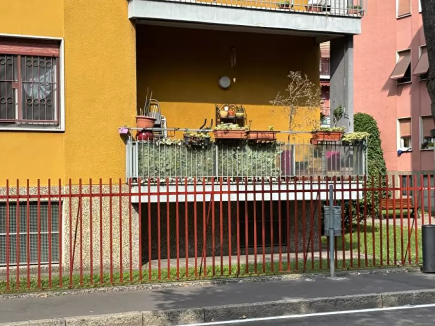 Immagine 2 di Appartamento in vendita  in via Mereghetti a Settimo Milanese
