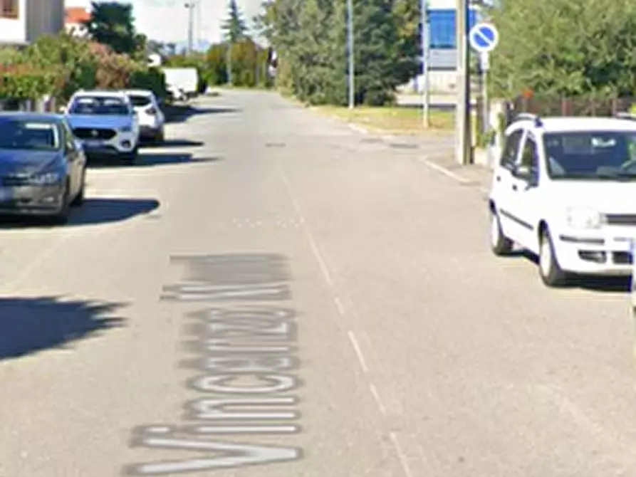 Immagine 6 di Appartamento in vendita  in Via Vincenzo Monti a Robecchetto Con Induno