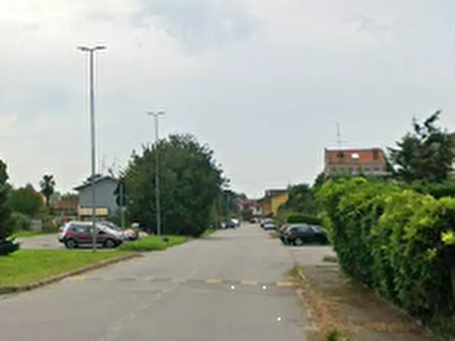 Immagine 8 di Appartamento in vendita  in Via Vincenzo Monti a Robecchetto Con Induno