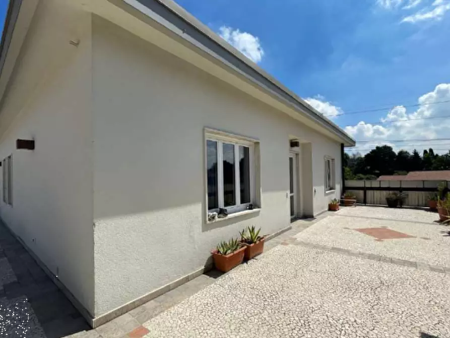 Immagine 2 di Appartamento in vendita  in Via dei Mille a Villa D'almè