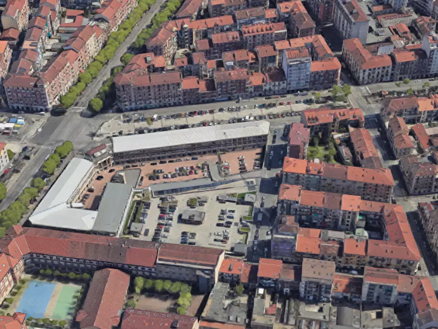 Immagine 11 di Garage in vendita  in Via Envie  a Torino