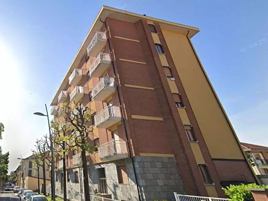 Immagine 14 di Appartamento in vendita  in Via Matteo Pescatore  a Ciriè