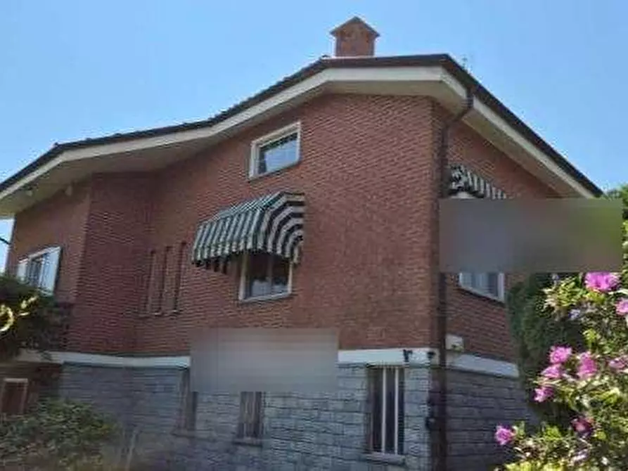 Immagine 3 di Villa in vendita  in Strada Nazionale a Bosconero