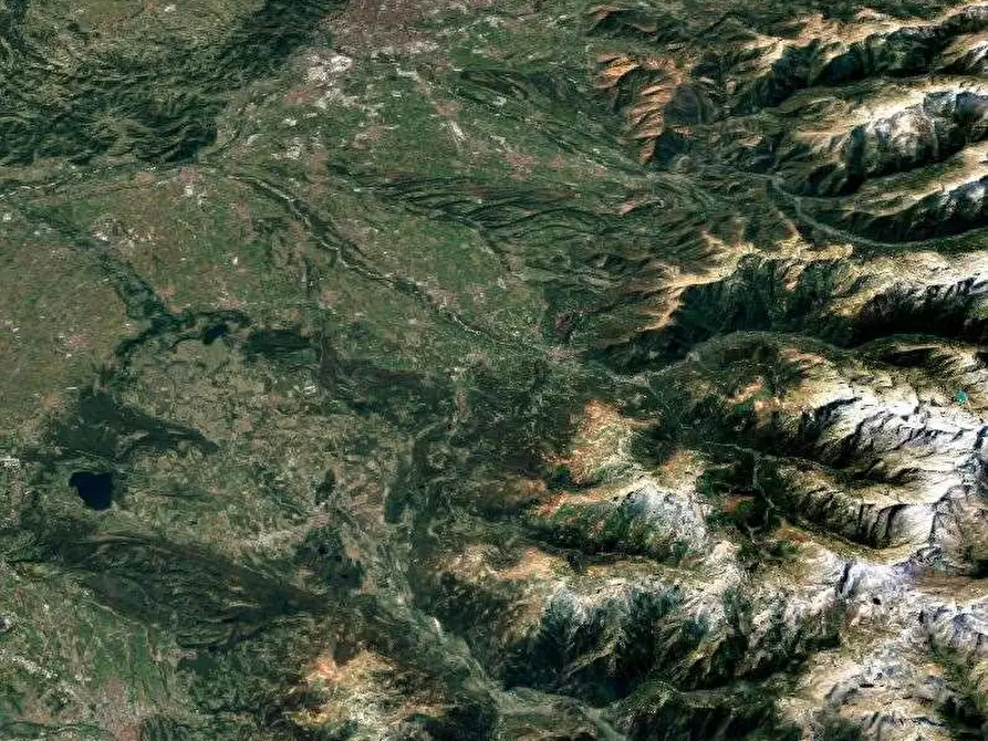 Immagine 17 di Villa in vendita  in Strada Nazionale a Bosconero