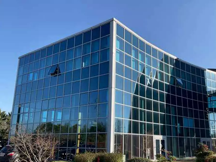 Immagine 3 di Negozio in vendita  in Via Albert Einstein a San Giorgio Di Mantova