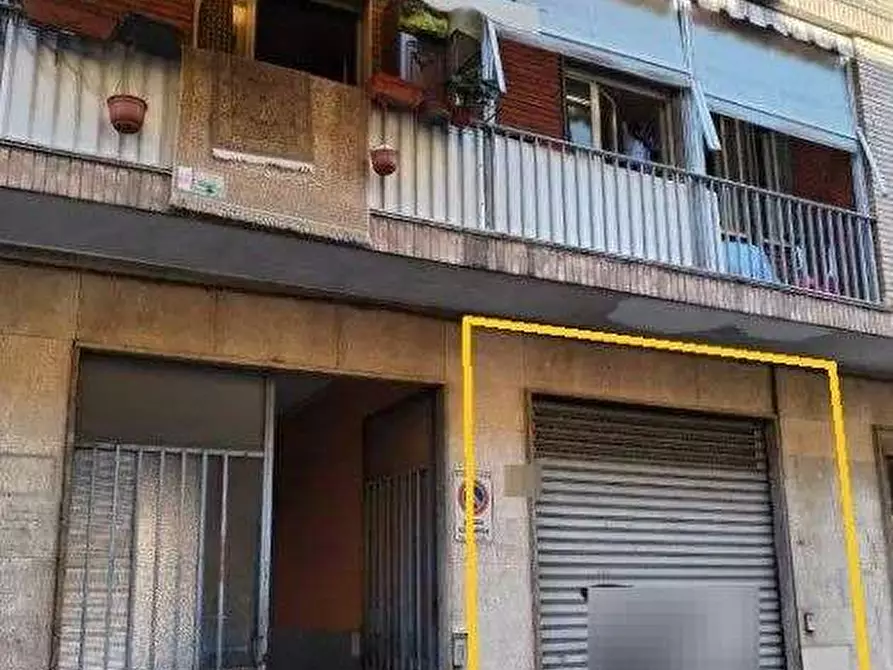 Immagine 1 di Negozio in vendita  in Via Cuneo a Torino