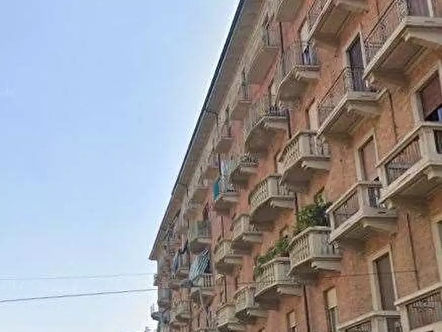 Immagine 5 di Appartamento in vendita  in C.so Giulio Cesare a Torino