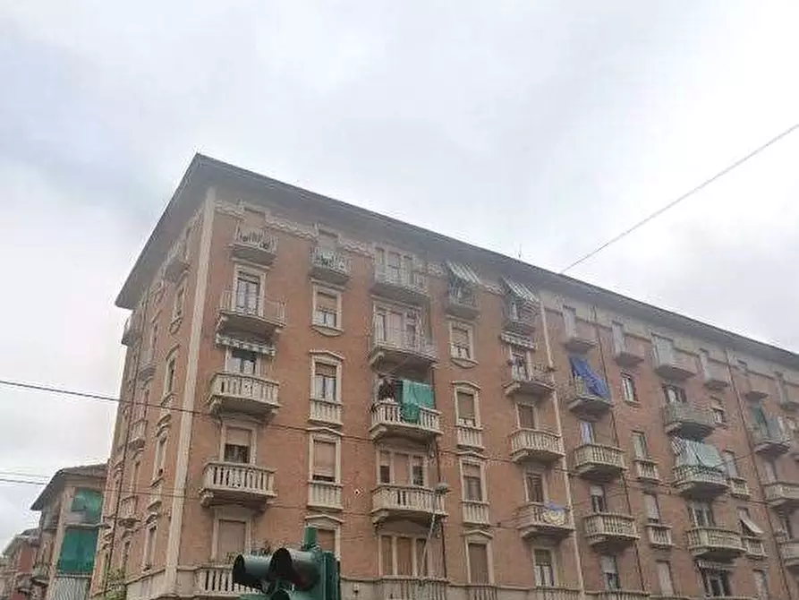 Immagine 7 di Appartamento in vendita  in C.so Giulio Cesare a Torino
