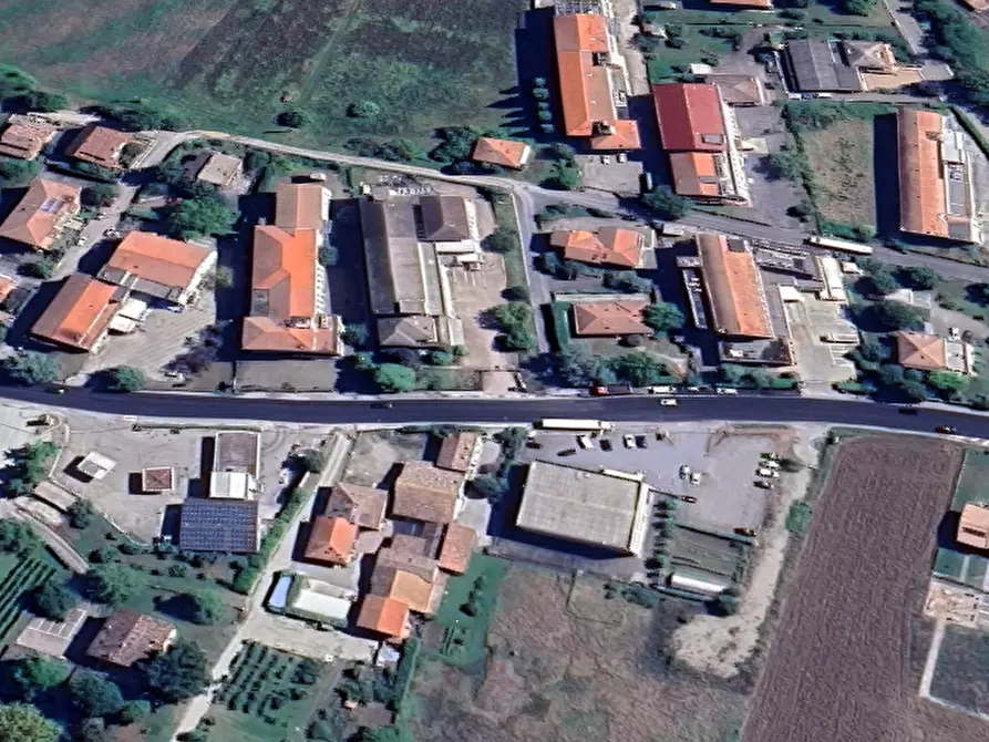 Immagine 15 di Capannone industriale in vendita  in Via Cascinapiano a Langhirano