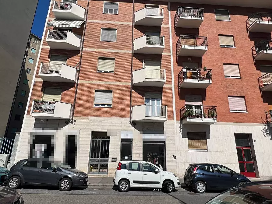 Immagine 1 di Magazzino in vendita  in Via Giovanni Paisiello  a Torino