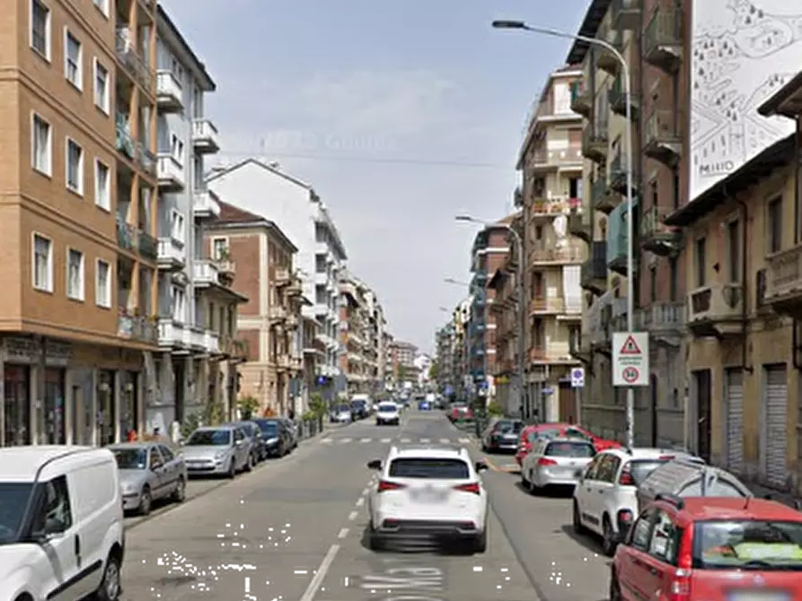 Immagine 11 di Appartamento in vendita  in Via Renato Martorelli a Torino