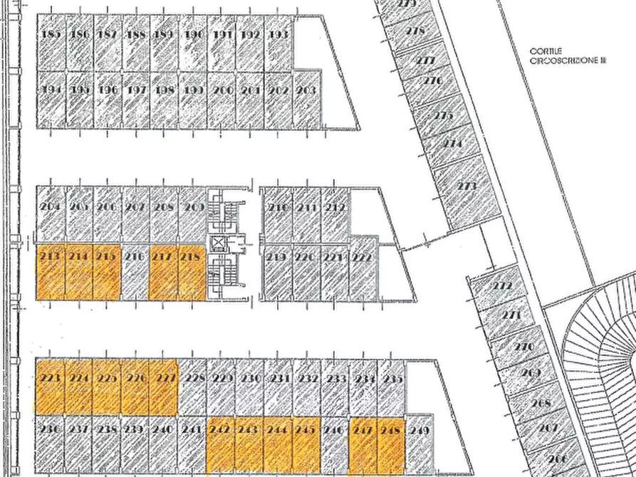 Immagine 13 di Garage in vendita  in Via Envie  a Torino