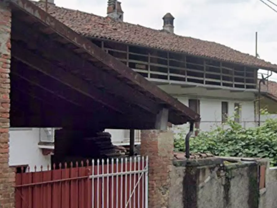 Immagine 8 di Appartamento in vendita  in Via Roma a Azeglio