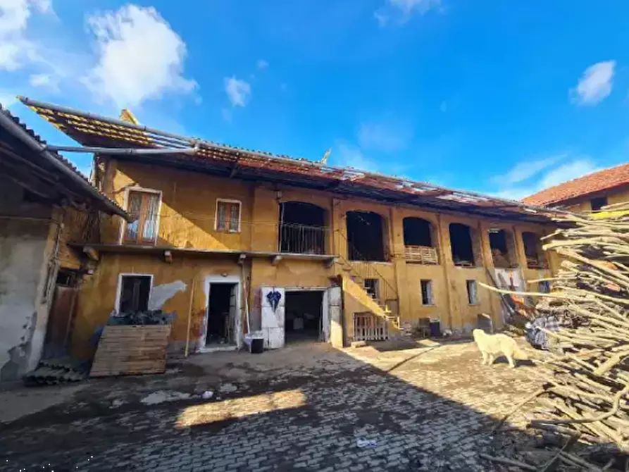 Immagine 1 di Rustico / casale in vendita  in Str. Coasso a Ciriè