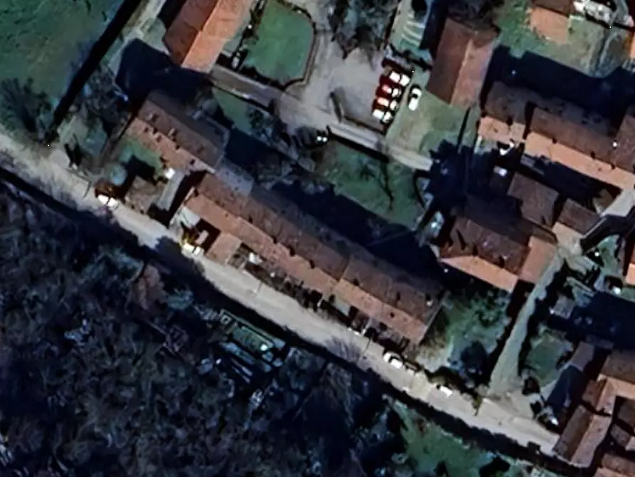 Immagine 14 di Appartamento in vendita  in Via Roma a Azeglio