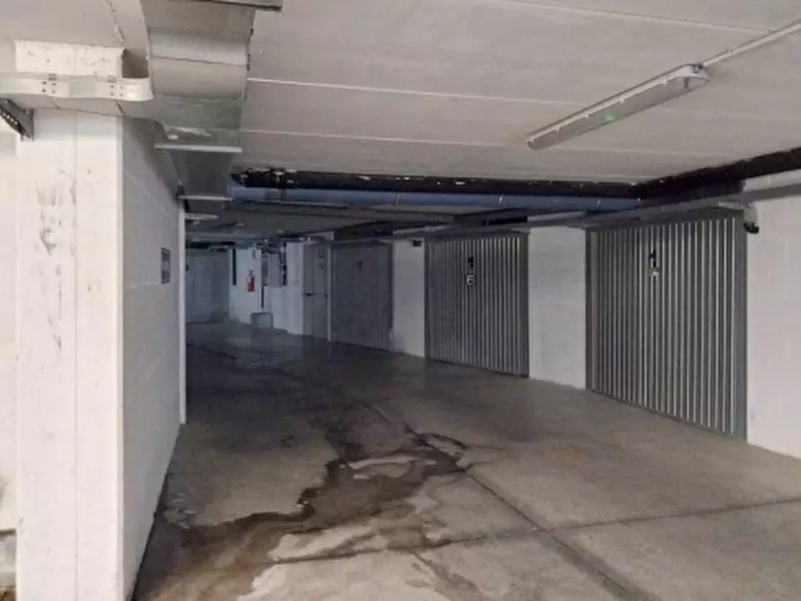 Immagine 23 di Appartamento in vendita  in Viale G. Bosi Maramotti a Ravenna