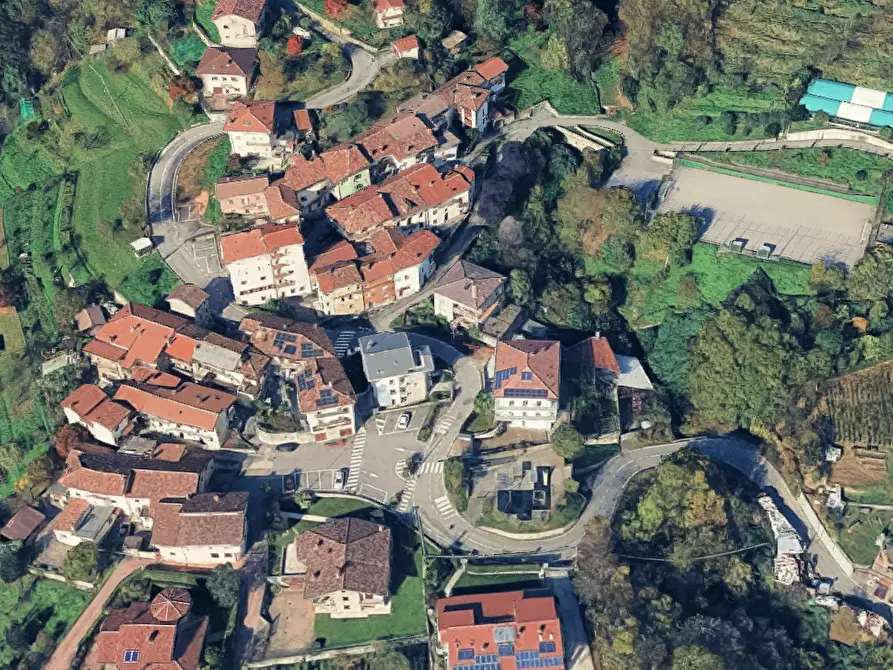 Immagine 15 di Casa indipendente in vendita  in via Casucco a Almenno San Bartolomeo