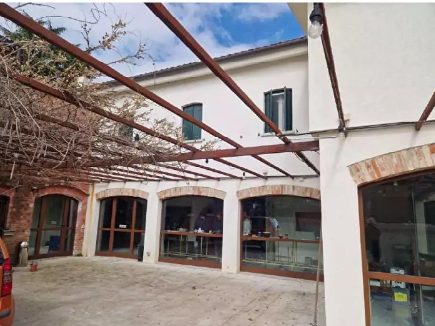 Immagine 3 di Negozio in vendita  in Via Muson a Santa Maria Di Sala