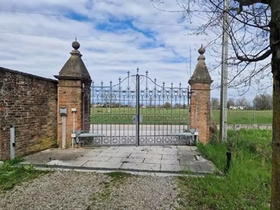 Immagine 4 di Negozio in vendita  in Via Muson a Santa Maria Di Sala