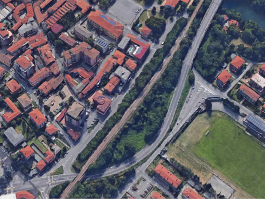 Immagine 17 di Stabile in vendita  in Via Sant'Anna a Ponte San Pietro